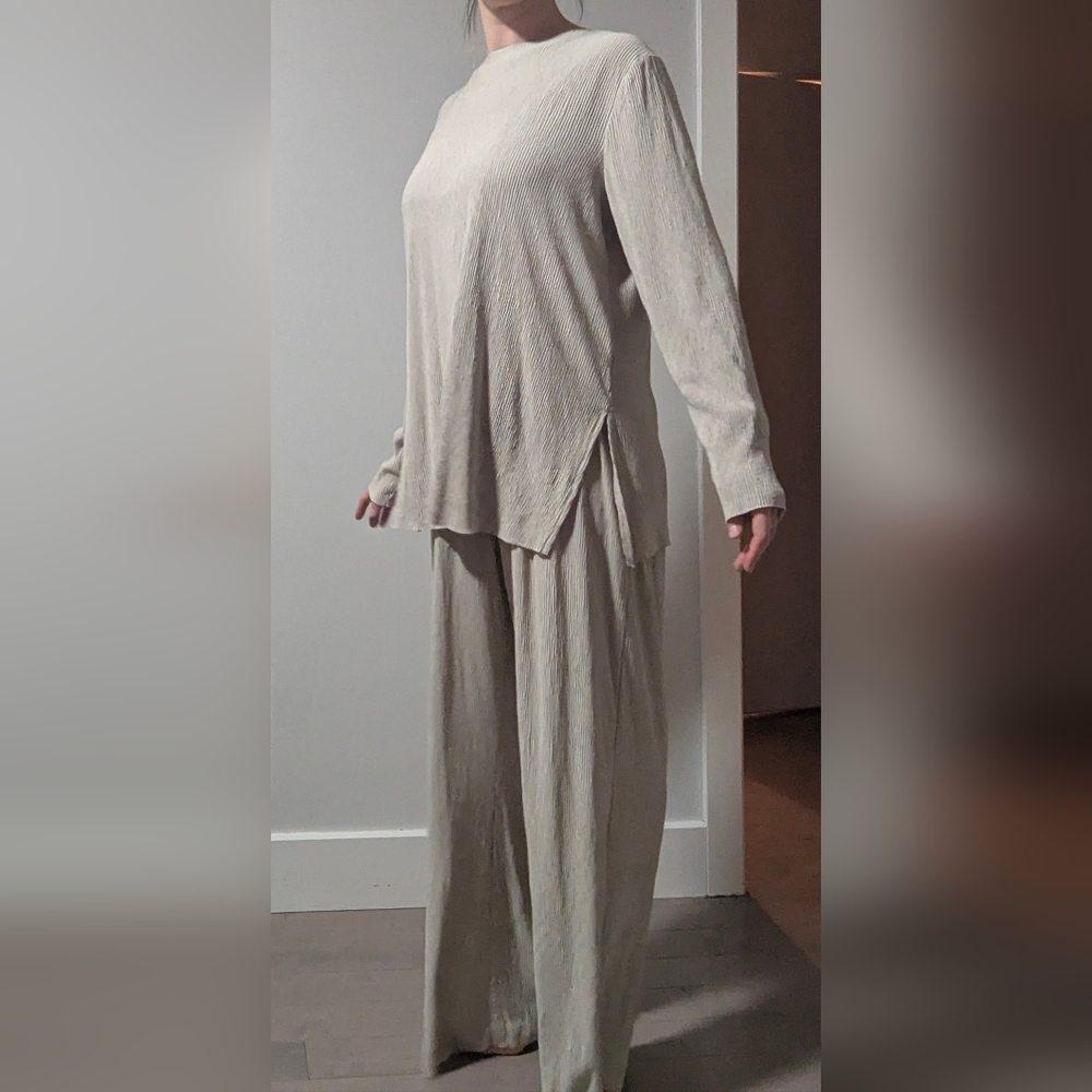 H&M Cream Ribbed Knit Set